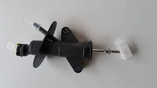 JAGUAR X Type Clutch Master Cylinder C2S41449