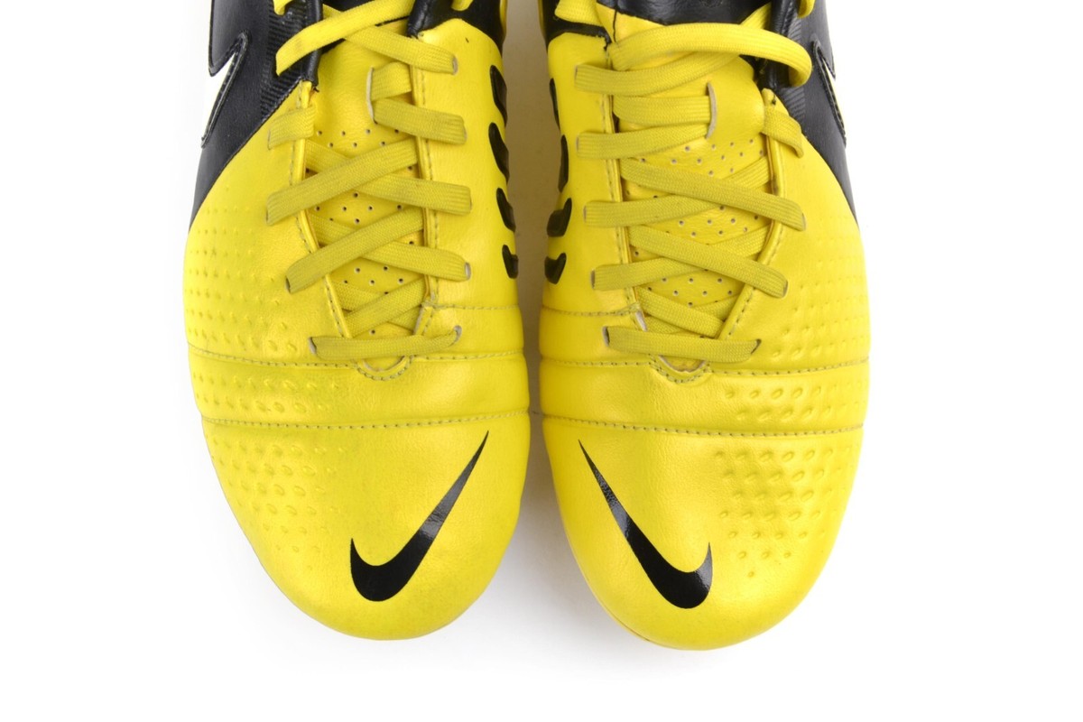 NIKE CTR360 LIBRETTO III SG SOCCER BOOTS CLEATS 525161-710 NIKE CTR360 LIBRETTO III SG SOCCER BOOTS CLEATS 525161-710