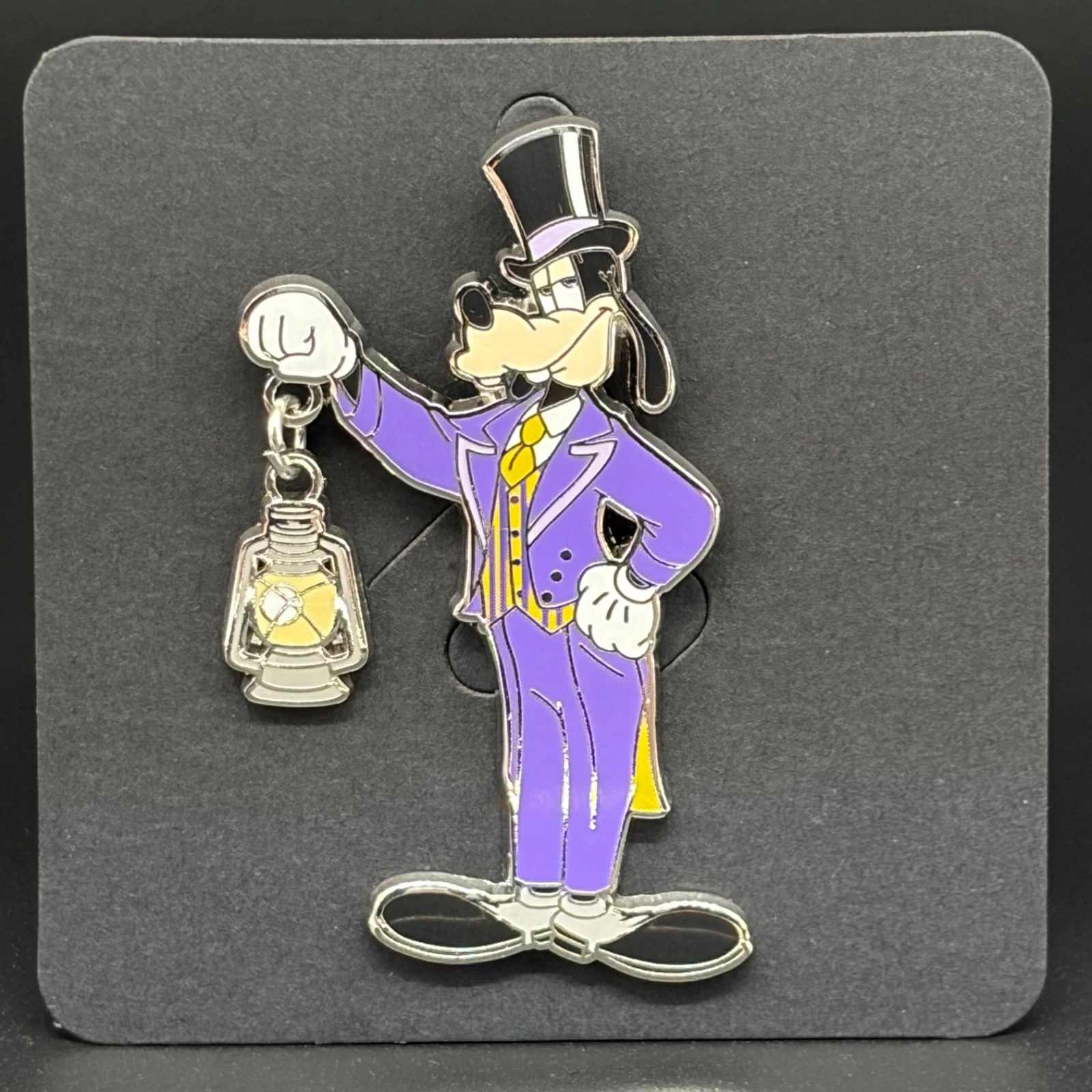Disneyland Paris 2021 Goofy Phantom Manor Purple Suit Dangle Disney Pin