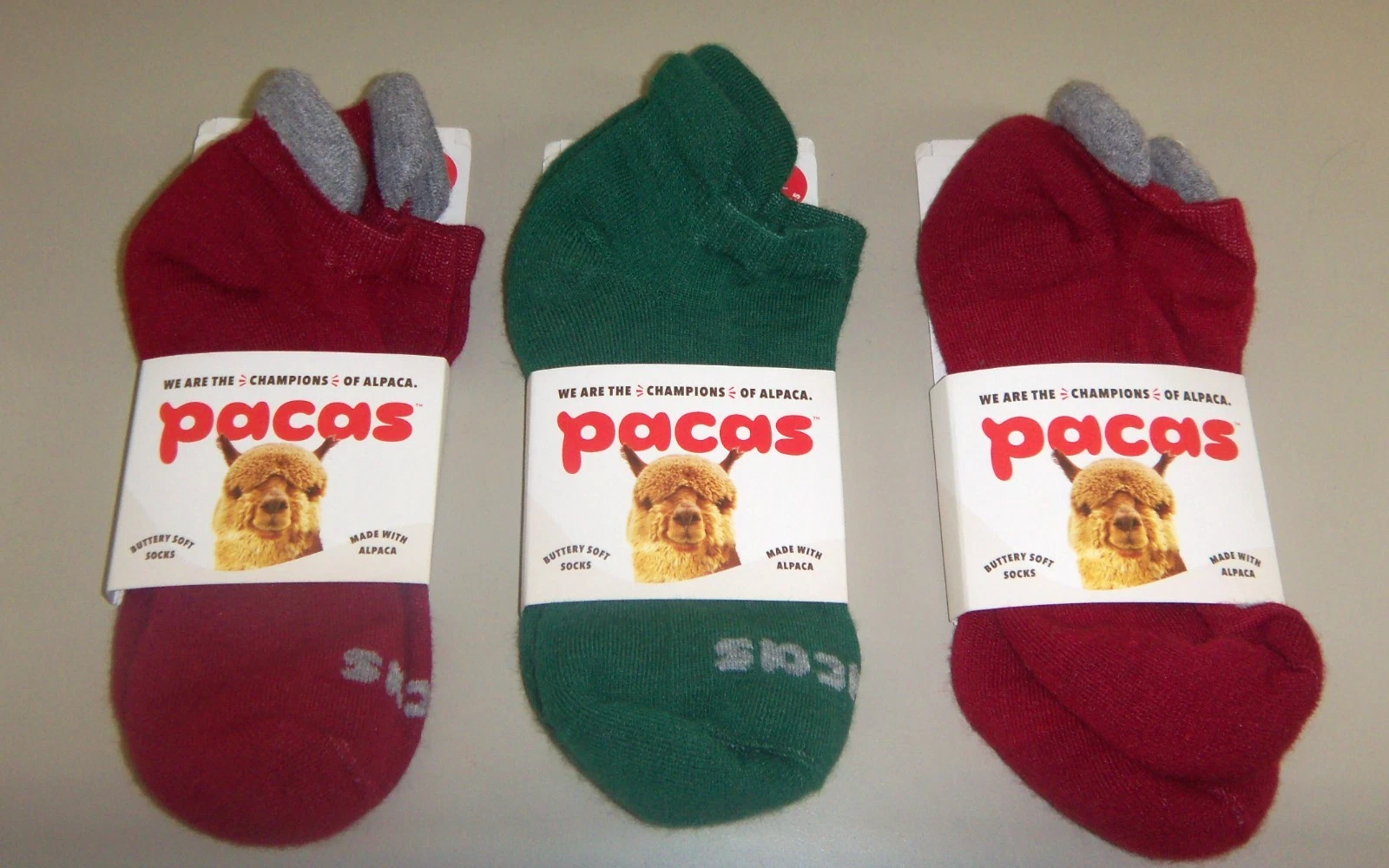 NEW MEN'S PACAS LOT OF 3 LOW CUT SOCKS SIZE M/L