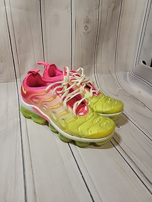 multicolor vapormax womens