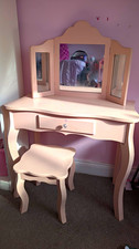 Pink Dressing Table with Tri-Fold Mirror, 1 Drawer & Stool, Freestanding