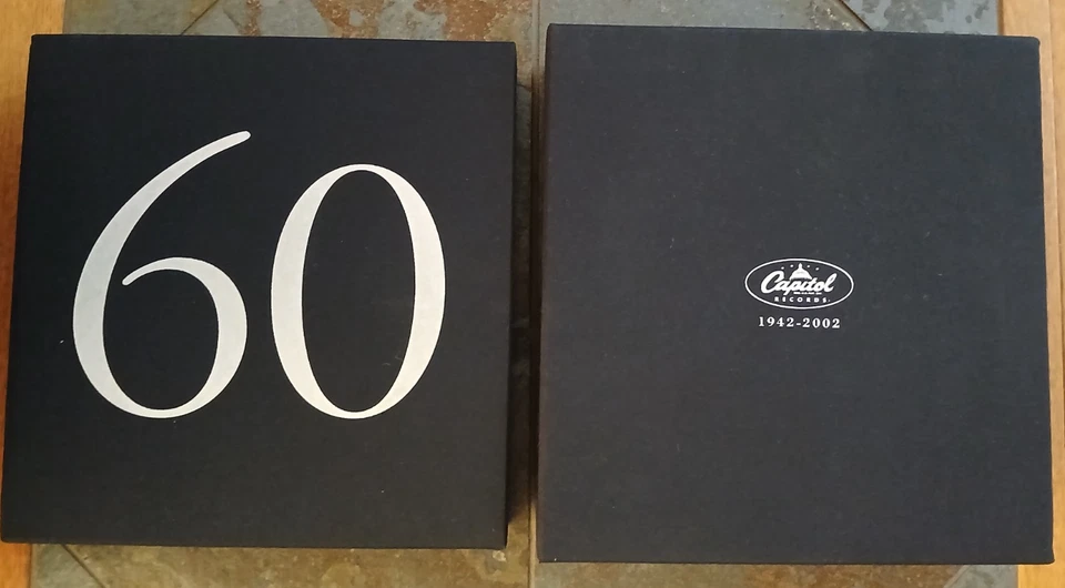 Capitol Records 1942-2002. Großformatige Leinenbox mit 6 CDs und Hardcoverbuch - Bild 2 von 4