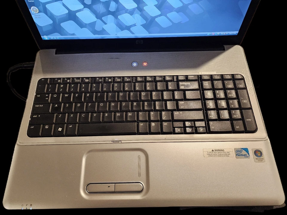 HP G70-467CL Notebook PC t4300@2.10ghz/4gb/298gb/Windows Vista READ - Image 3 of 4