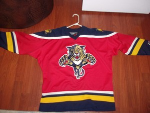youth xl hockey jersey