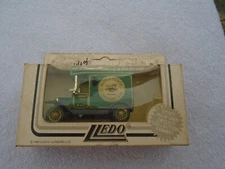 Lledo  Days Gone Model T Ford Van with Marks and Spencer Centenary Year 1884