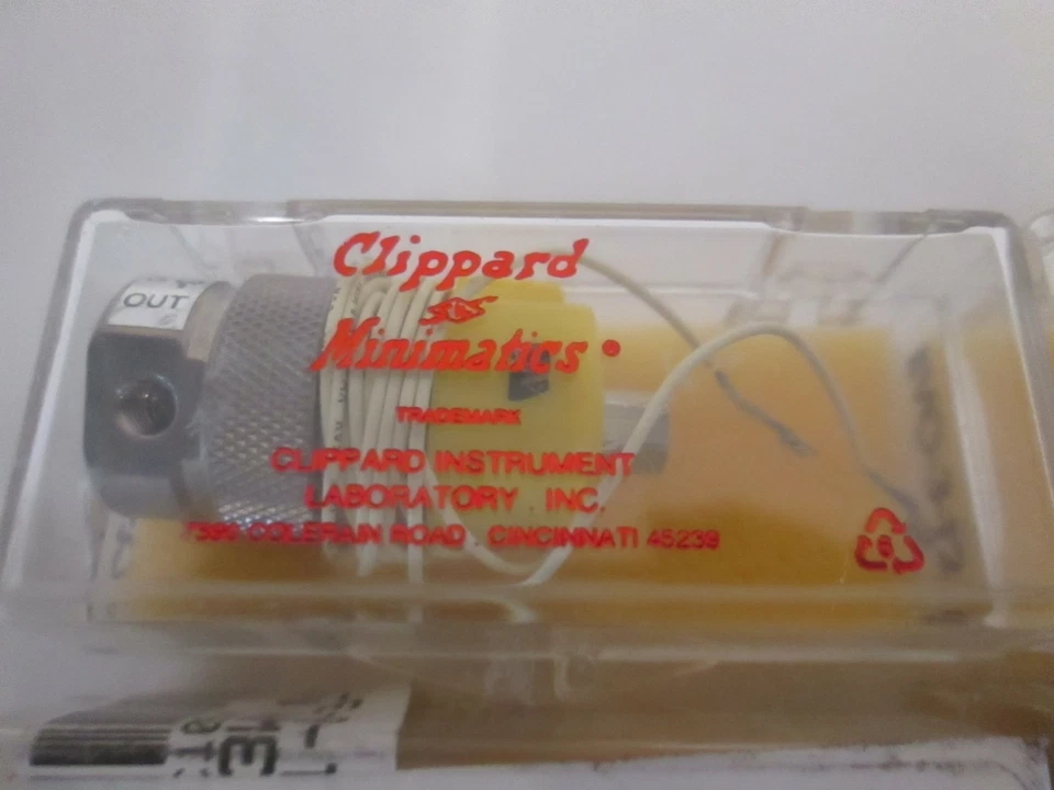 Clippard, Válvula de 3 Vías, 12 VDC, C1-8-3-1, Nuevo, Lote de 6 Foto 3 de 3