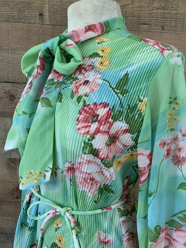 Vintage 1970’s Boho Hippie Green Floral 2 Piece Tunic Top Skirt Set Size M - Picture 10 of 10