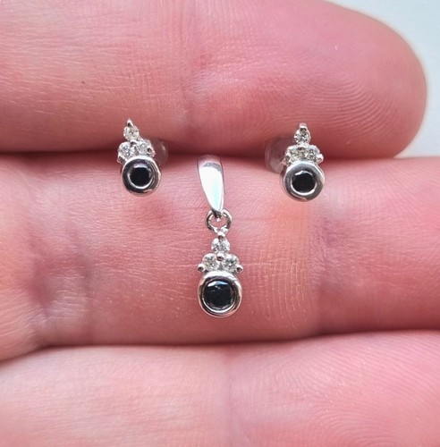 9ct Gold Bezel Set Black & White Diamond Stud Earrings & Pendant Set 375 - Picture 2 of 14