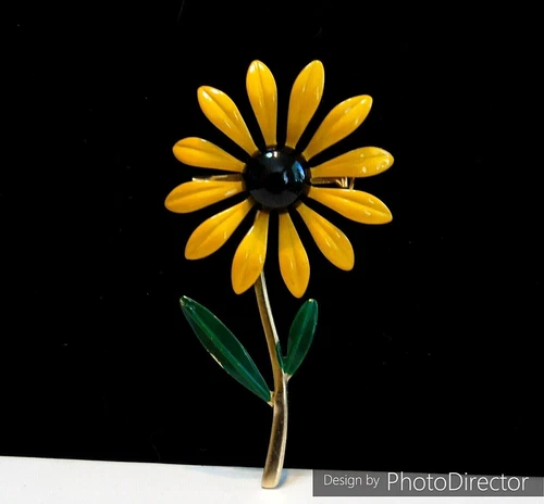 Summer Fun Vintage Bright Yellow Enamel Long Stem Daisy Flower Brooch