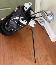 TaylorMade RORY Junior Golf Clubs Set, Pink Girls Jr Putter Driver 7 Iron Wood