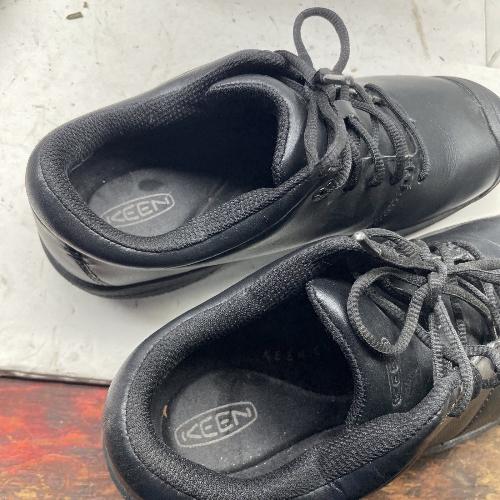 Keen scarpe donna 7 5 euro 38 nero suola antiscivolo