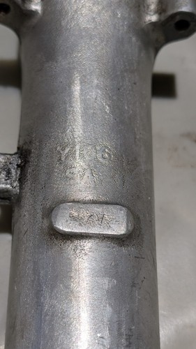 GENUINE YAMAHA RD350 YPVS F2 1986 -91 LEFT FORK LEG STANCHION - Picture 2 of 6