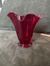 Vintage Ruby Amberina Swung Handkerchief Blown Glass Vase, 5” Tall