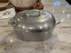 Vintage Wagner Ware Sidney -O- Magnalite Dutch Oven  4265 m