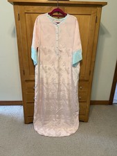 Jenelle of California Vintage BEAUTIFUL plush Pink Long Nightgown 1970  s