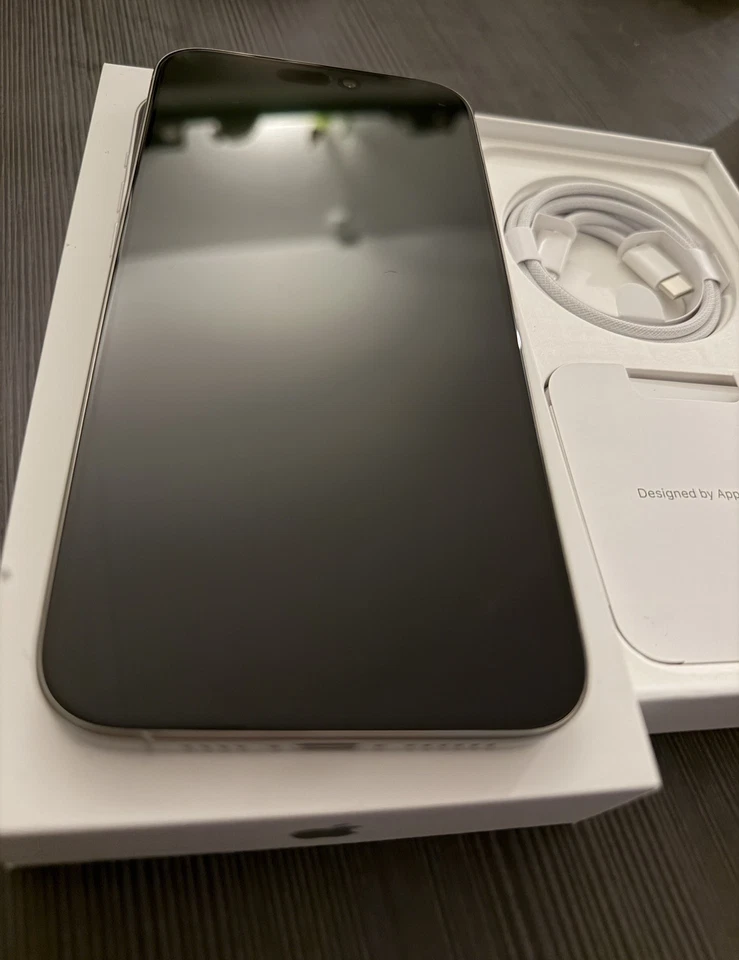 Apple iPhone 15 Pro Max - 256GB - Titan Weiß (Ohne Simlock) - Bild 4 von 4