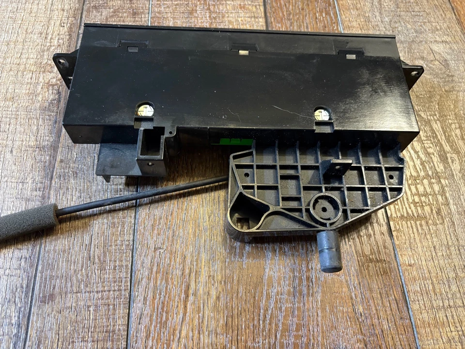 Honda Prelude 1997-2001 OEM UNIDAD DE CONTROL DE CLIMA 79500-S30-A01 Foto 2 de 4