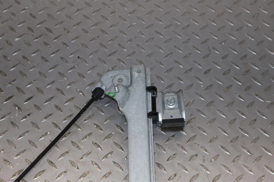 07-13 Silverado/Avalanche/Tahoe/Sierra/Yukon Front Right Window Regulator& Motor Foto 3 de 4