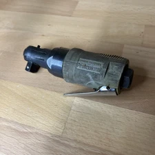 Central Pneumatic Professional Model 99898 3/8" Mini Air Ratchet Wrench