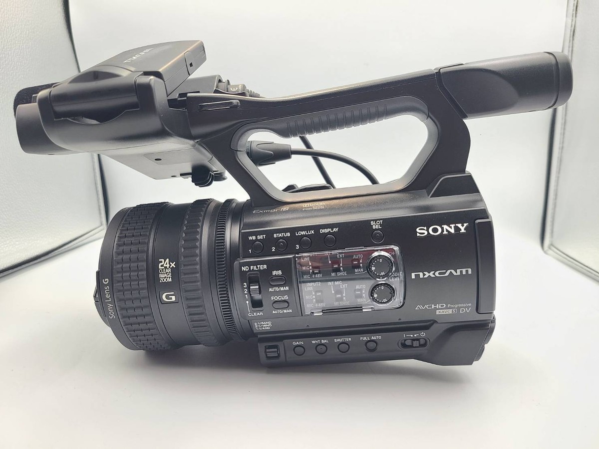 SONY HXR-NX100 Full HD NXCAM Professional Camcorder - Black SONY HXR-NX100 Full HD NXCAM Professional Camcorder - Black
