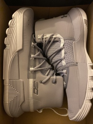 gray stephen curry shoes