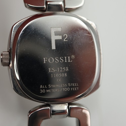 Fossil F2 Ladies Watch Silver Tone 23mm 5.5" Bracelet ES-1258 with New Battery - Picture 12 of 13