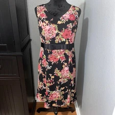 Floral Sleeveless Dress Size 8P Dark Romantic Moody Feminine Parisian Garden
