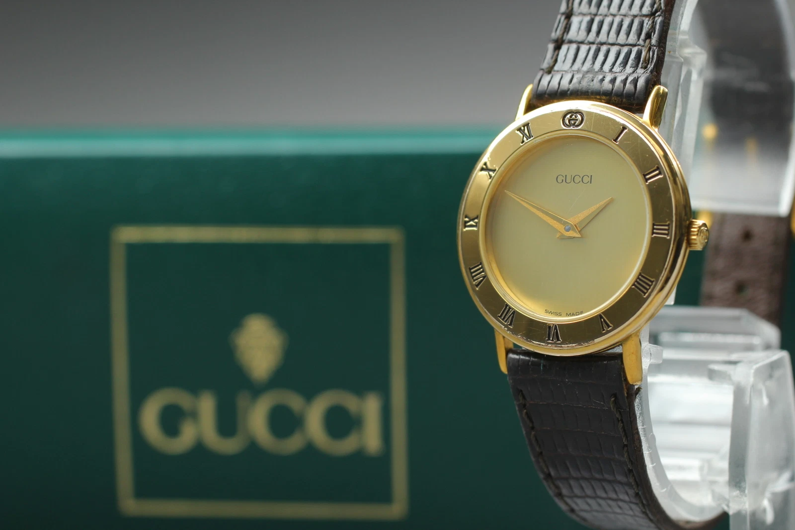 Montre femme vintage [Exc+5 boîte] GUCCI 3000,2,L cadran doré quartz du JAPON
