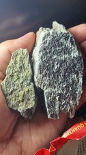 Minerali* Lotto  Granato Verde Demantoide E Magnetite Cristalli Val Malenco C158