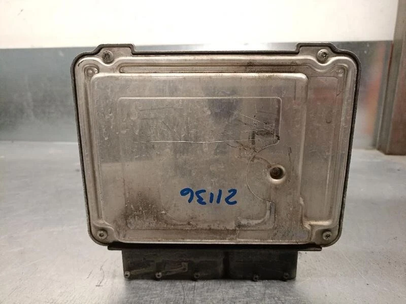 55193968 centralita motor uce para OPEL VECTRA C GTS (Z02) 1.9 2002 5230294 - Immagine 2 di 4