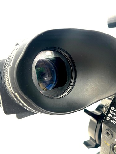 Panasonic Cinema VariCam LT 4K S35 Digital Cinema Camera & Zubehör - Bild 3 von 24