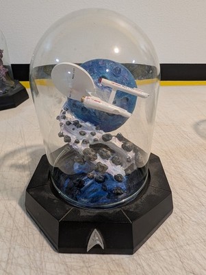 1994 Franklin Mint Star Trek U.S.S. Enterprise scene globe 5 1/2''