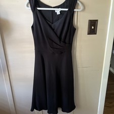 Ann Taylor Loft Little Black Dress Size 6 Sleek Fit And Flare Flowy