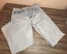 VTG 90s Guess Jeans 050 Classic Fit Tapered Narrow Leg Light Wash 34 x 26.5