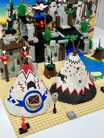 LEGO Western: Rapid River Village (6766) W/BOX + INST 100% COMPLETE + BONUS