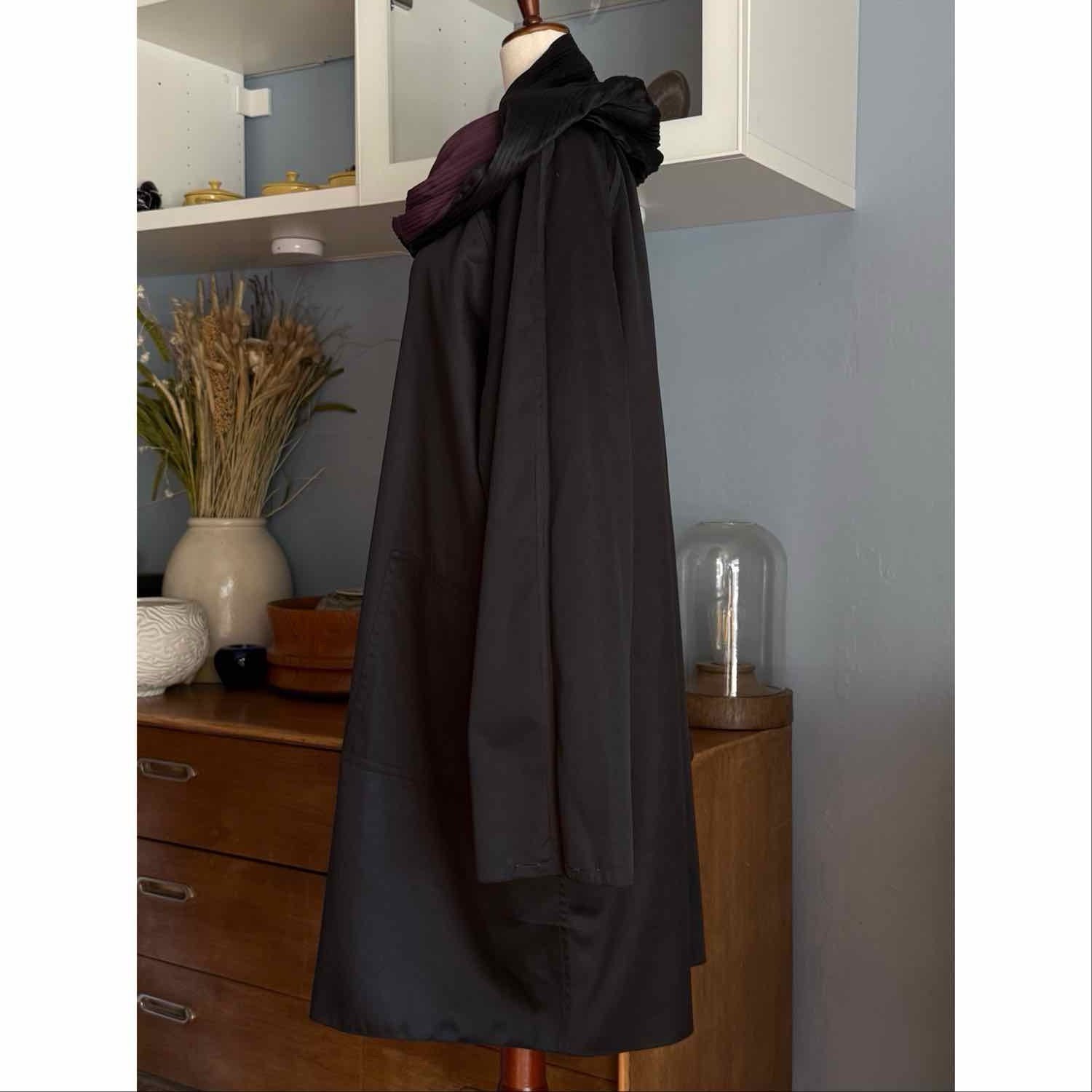 Ubu Classic Piped Reversible Button Parisian Jack… - image 10