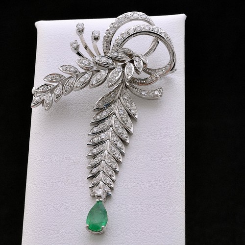 VINTAGE 18KT 750 WHITE GOLD PIN WITH 1.51CT DIAMONDS AND 1CT EMERALD!! - Picture 1 of 7