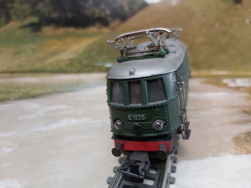 Märklin HO E Lok 3024 green E1835 -rare