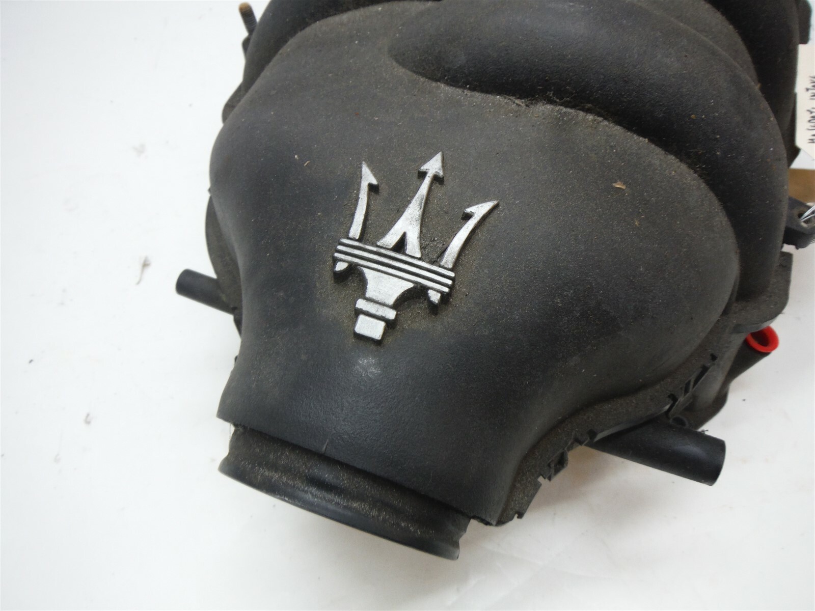 MASERATI QUATTROPORTE ENGINE AIR INTAKE MANIFOLD FUEL RAIL INJECTOR ASSY OEM 