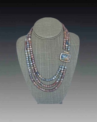 BRAND NEW-BESS HEITNER MYSTIC METALLIC MOONSTONE TORSADE W/ VIINTAGE CLASP