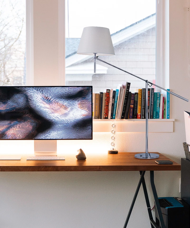 Lámpara de Mesa Hotel 28"H 1 Luz LED Acabado Cromo Pulido Foto 2 de 4