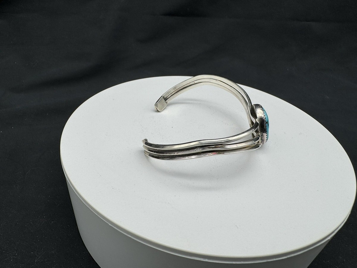 Vintage Running Bear Trading Gallup Sterling Silver & Turquoise Cuff Bracelet View 2