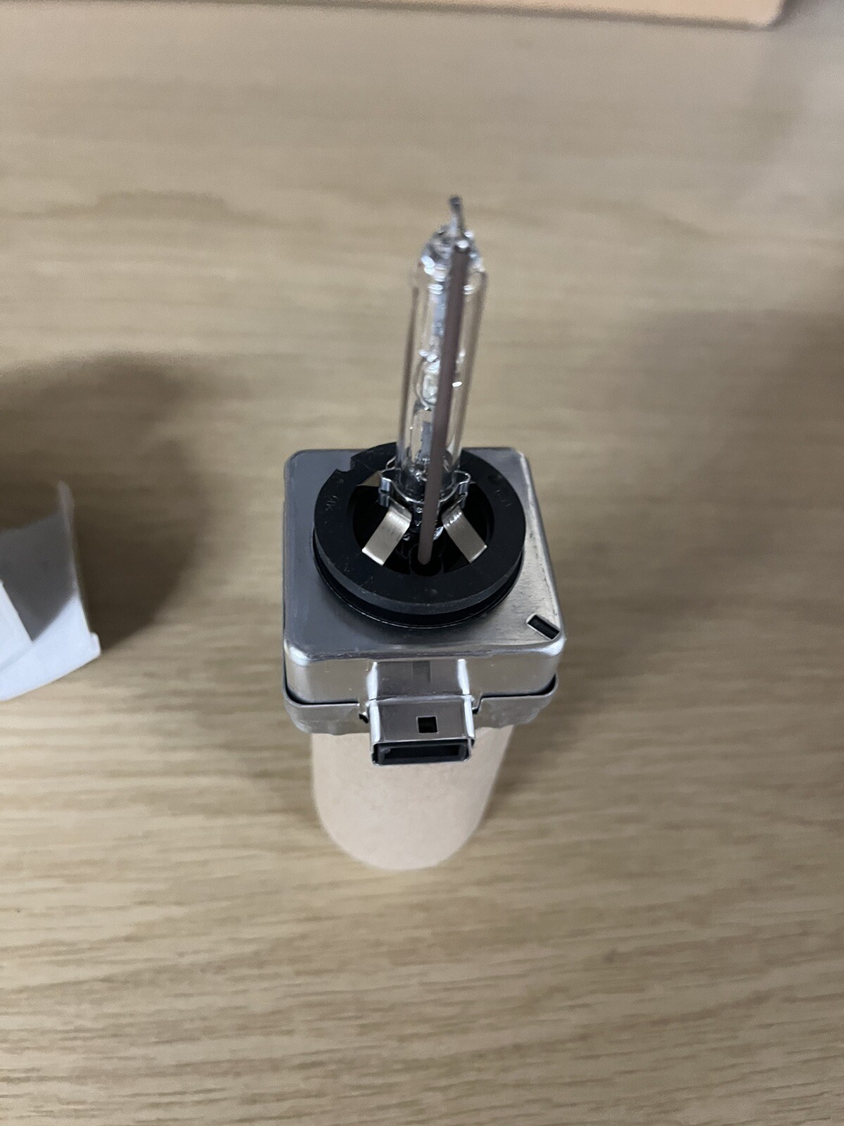 Genuine Mercedes-Benz Headlight Xenon Bulb N000000004248 for sale 
