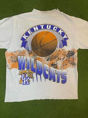 90s Kentucky Wildcats Print All Over Vintage College Basketball T-Shirt  (XL)