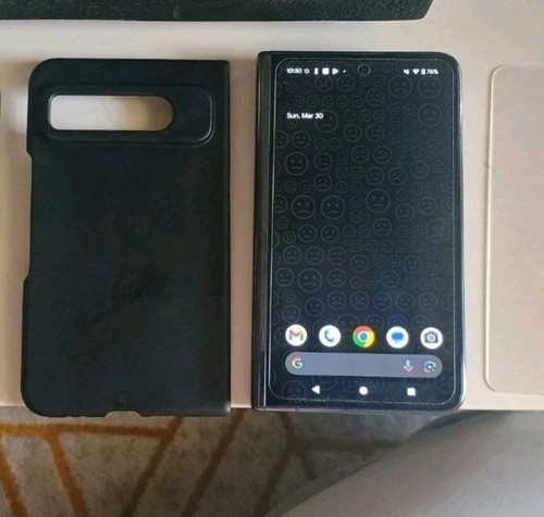 Google Pixel Fold 5G Fully Unlocked (Any Carrier) 512GB outstanding condition