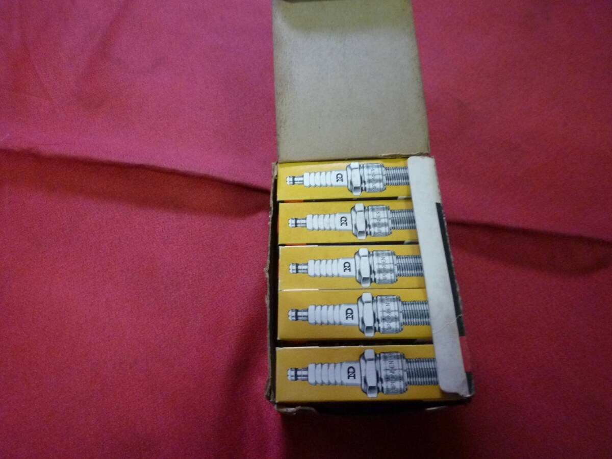 DENSO W16FP-U 4019 Spark Plugs 10-Pack Renault 4 Rodeo Suzuki Motorcycle