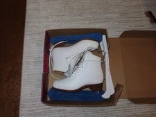 Jackson Freestyle Vintage Womens/Girls Ice Skates