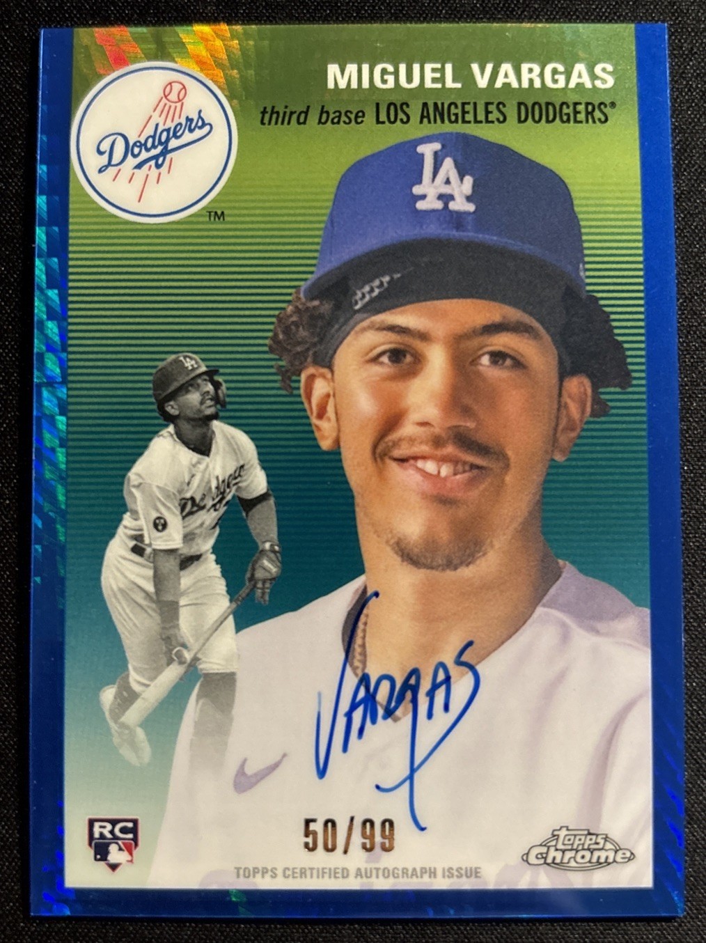 2023 TOPPS CHROME PLATINUM ANNIVERSARY MIGUEL VARGAS BLUE PRISM ROOKIE AUTO /99