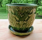 Vintage Shawnee green planter flower design 5 in tallI